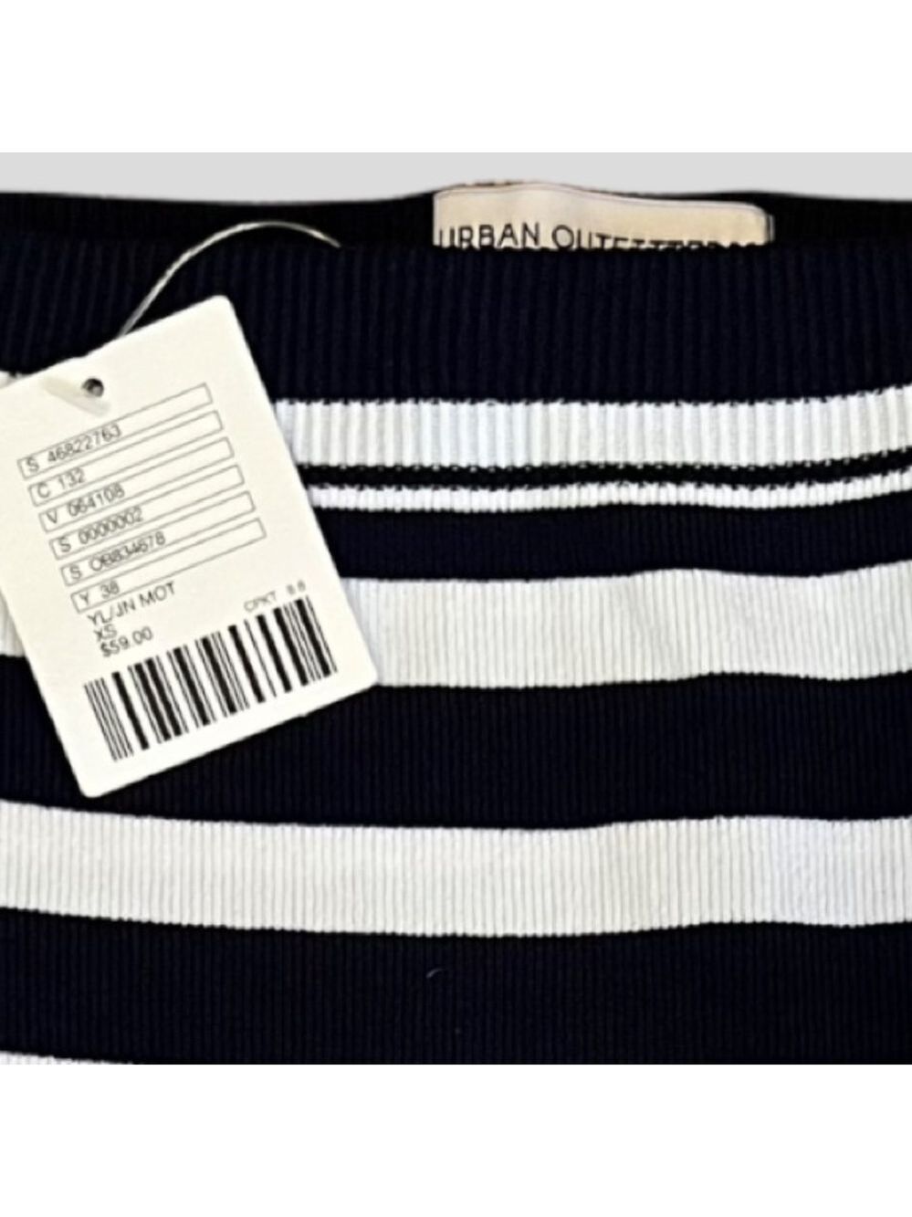 Urban Outfitters stripped two piece set - Picture 6 of 8